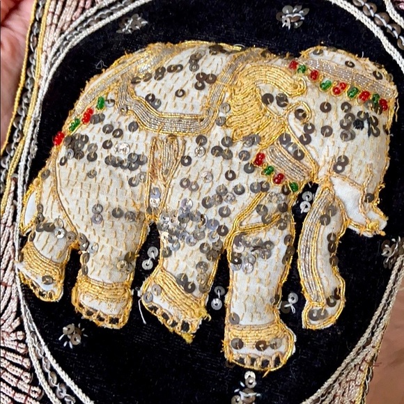 Vintage Indian Embroidered Elephant Shoulder Bag - Picture 7 of 8